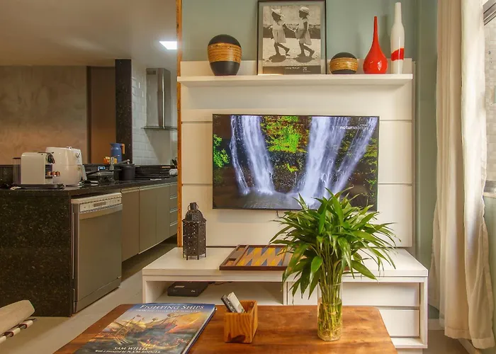 Apartamento 2 Quartos 200M Da Praia E Ao Lado Dos Shoppings Leblon Rio de Janeiro
